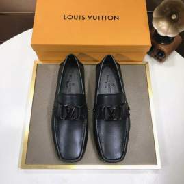 Picture of Louis Vuitton Shoes _SKULVsz38-44hnh081911766